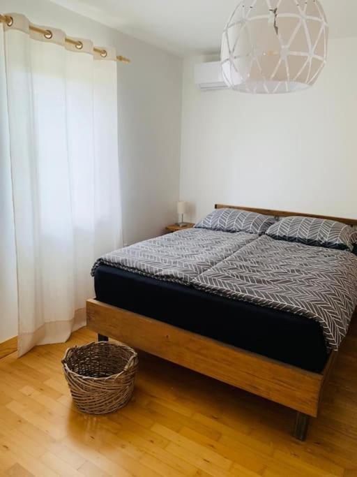 Grant'S Villa Лабин Екстериор снимка